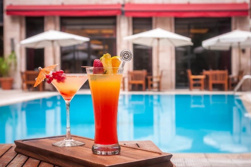 Le Commodore Hotel image 35